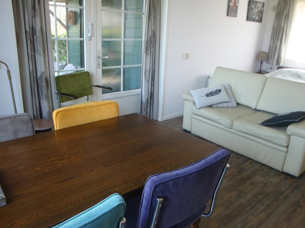 Bed And Breakfast De Zwanebloem Elburg Rum bild